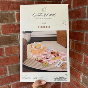 HEARTH AND HAND WITH MAGNOLIA TOY PICNIC BASKET PLAYSET SET